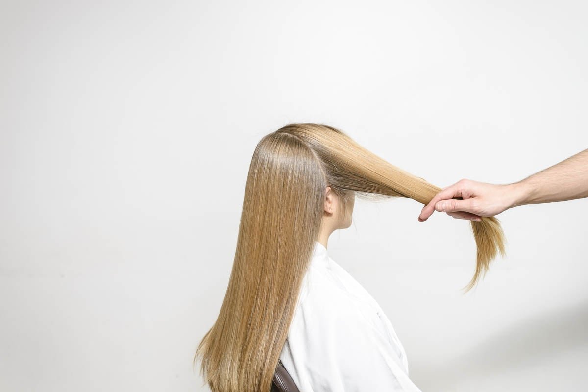 Passo 3 do Tutorial Braided Buns Kérastase