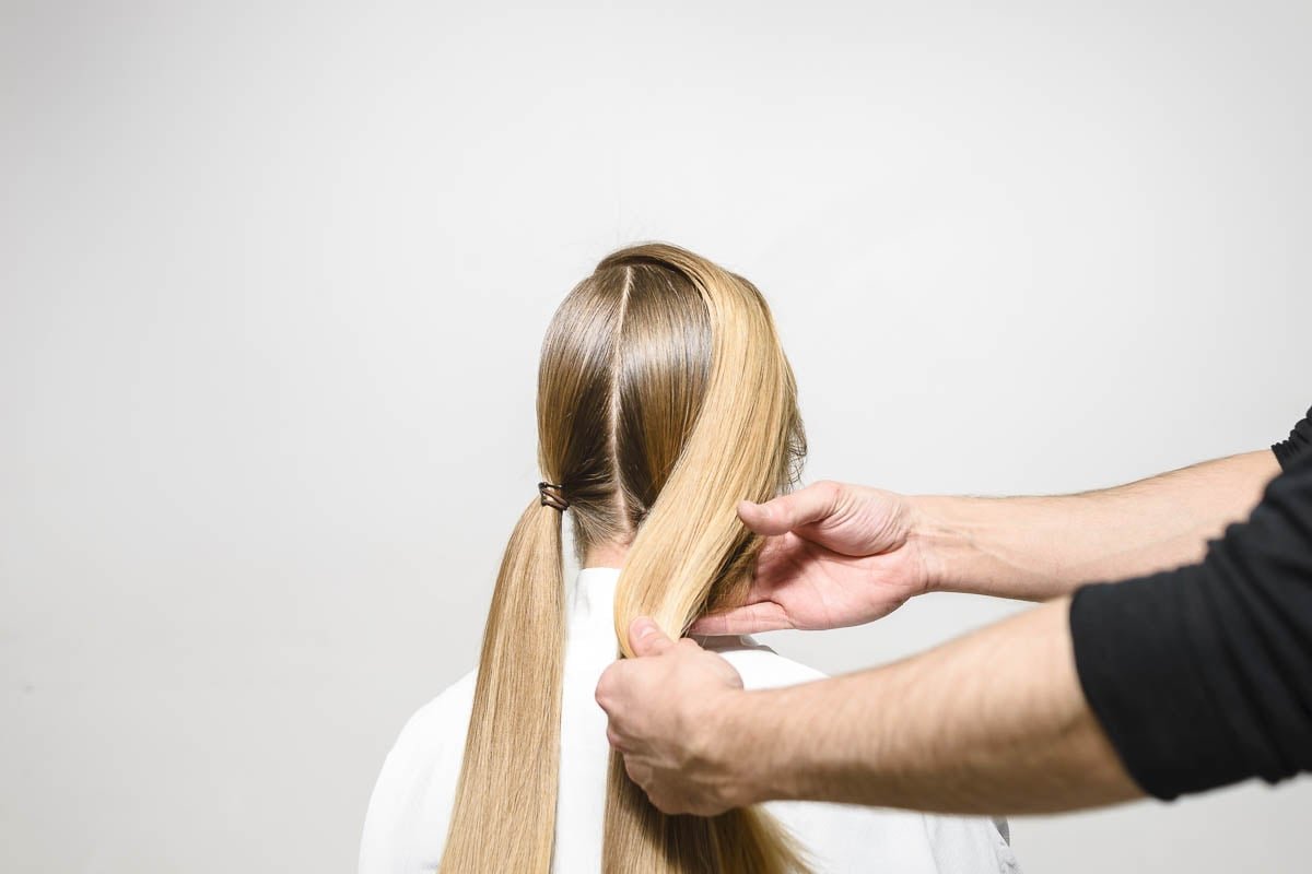 Passo 6 do Tutorial Braided Buns Kérastase