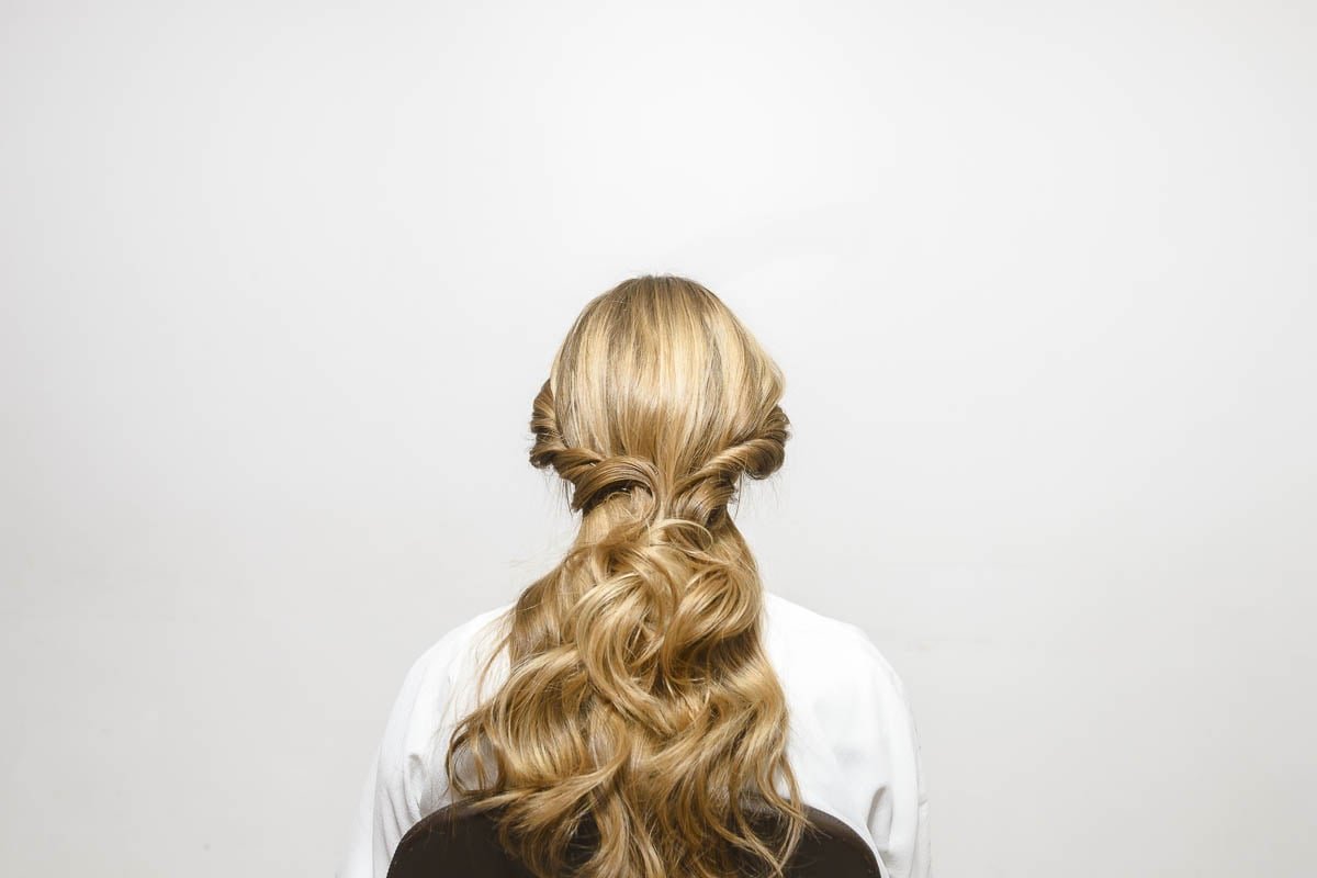 Passo 5 do Tutorial Braided Chignon Kérastase