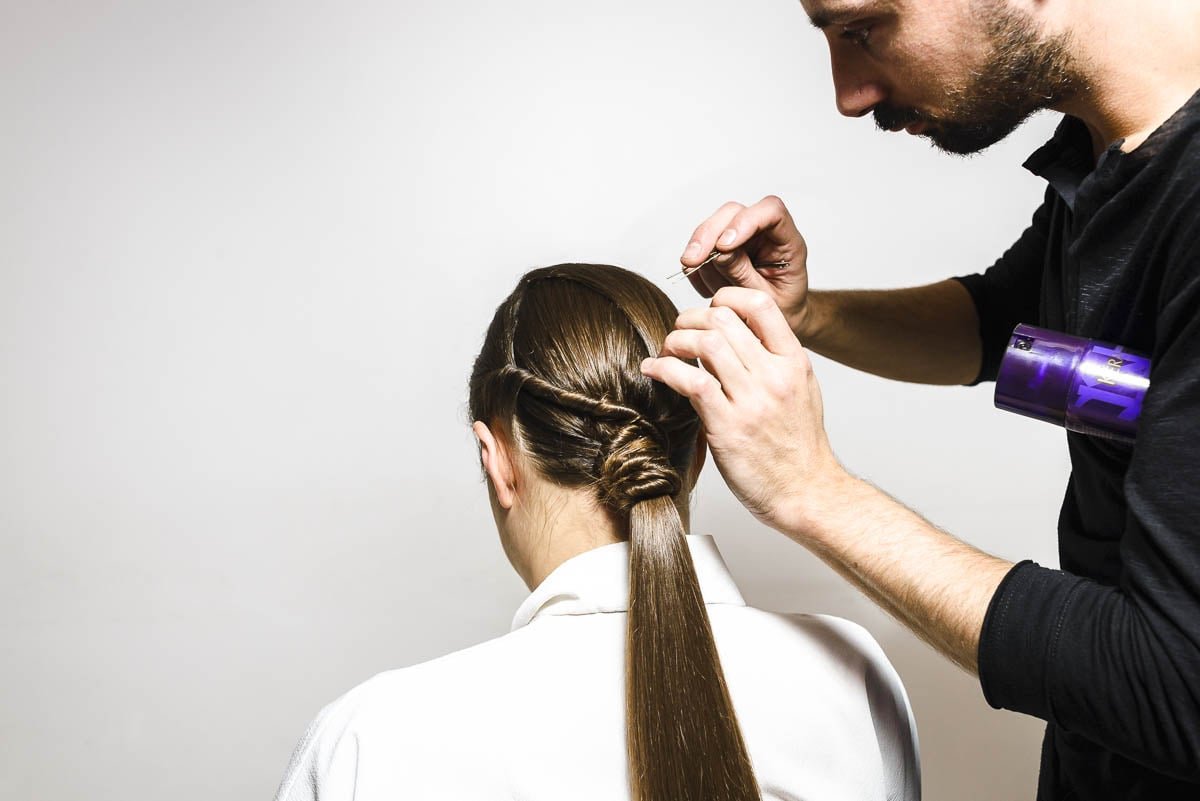 Passo 8 do Tutorial Wrapped Pony Kérastase