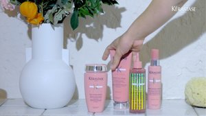 Produtos da gama chroma absolu da kérastase expostos no duche