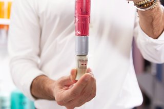 Tratamento Em Cabeleireiro Chroma Absolu